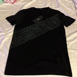 Brand new fendi t-shirt slim fit size S but looks like XS